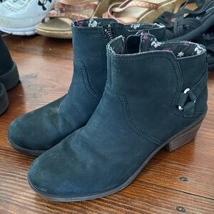 Teva Black Ankle Boots with Floral Lining